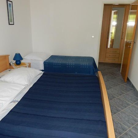 Apartments Indira II Lovište Kültér fotó